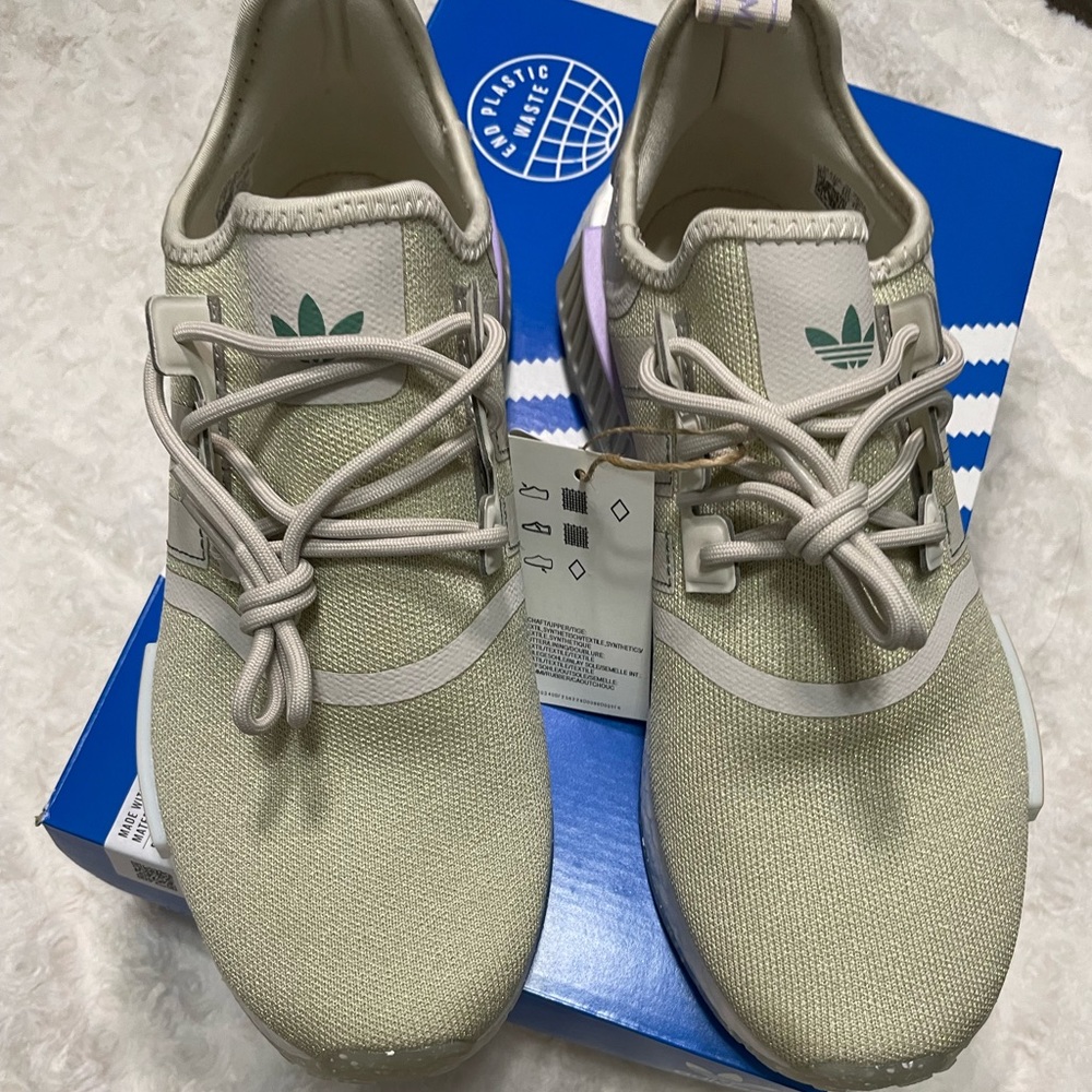 Adidas NMD_R1 Blish/Tech Emerald Women's Size 8.5